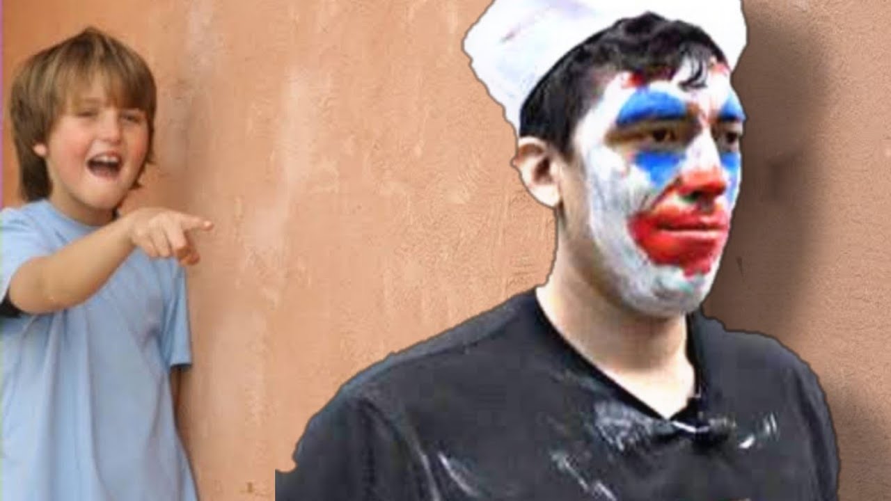 UN NIÑO SE PAPEA AL URIEL EN COMEDY NIGHT 😹