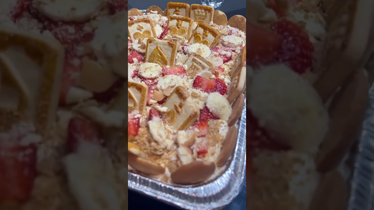 🍓🍌Strawberry Banana Pudding 😋 #fyp #bananapudding #dessert #explore