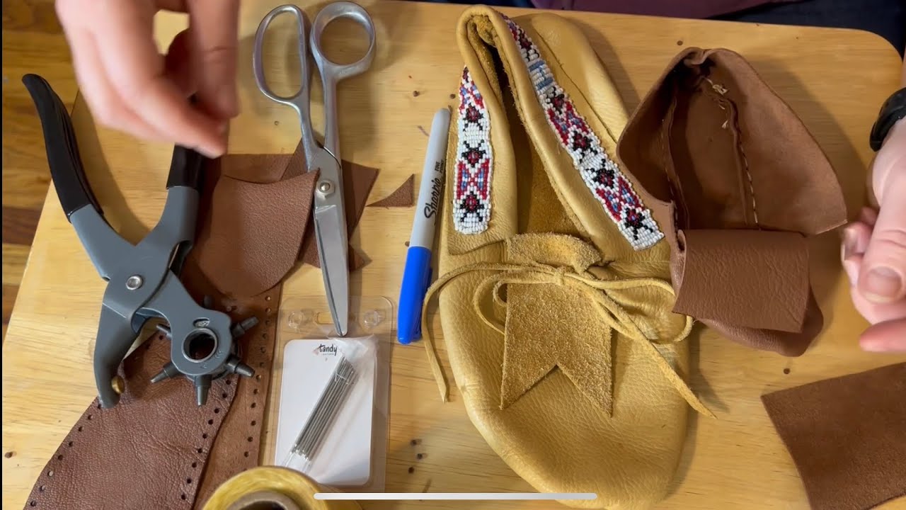 Little Sis A-How to make Moccasins