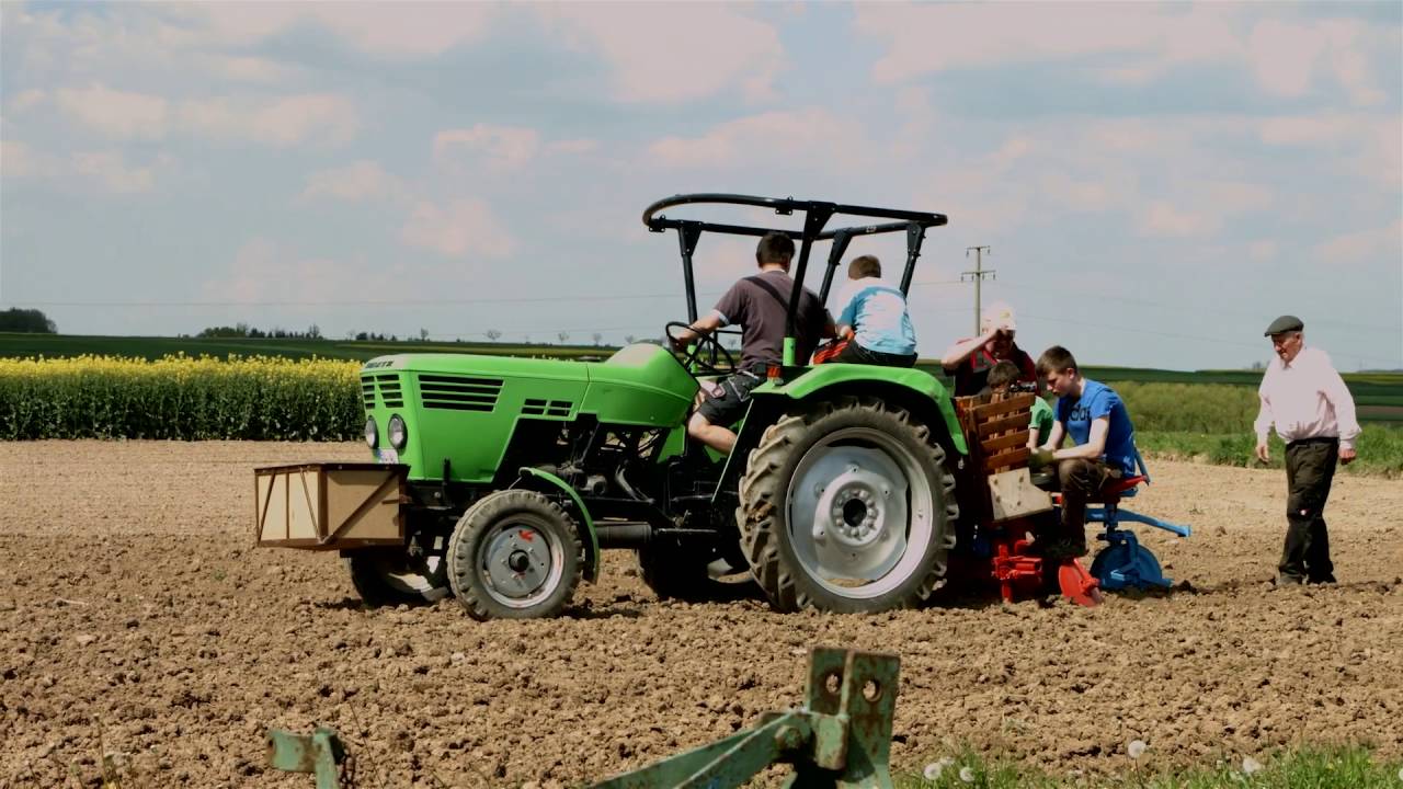 Kartoffeln legen 2016//Deutz 3006 mit Rau Kombi