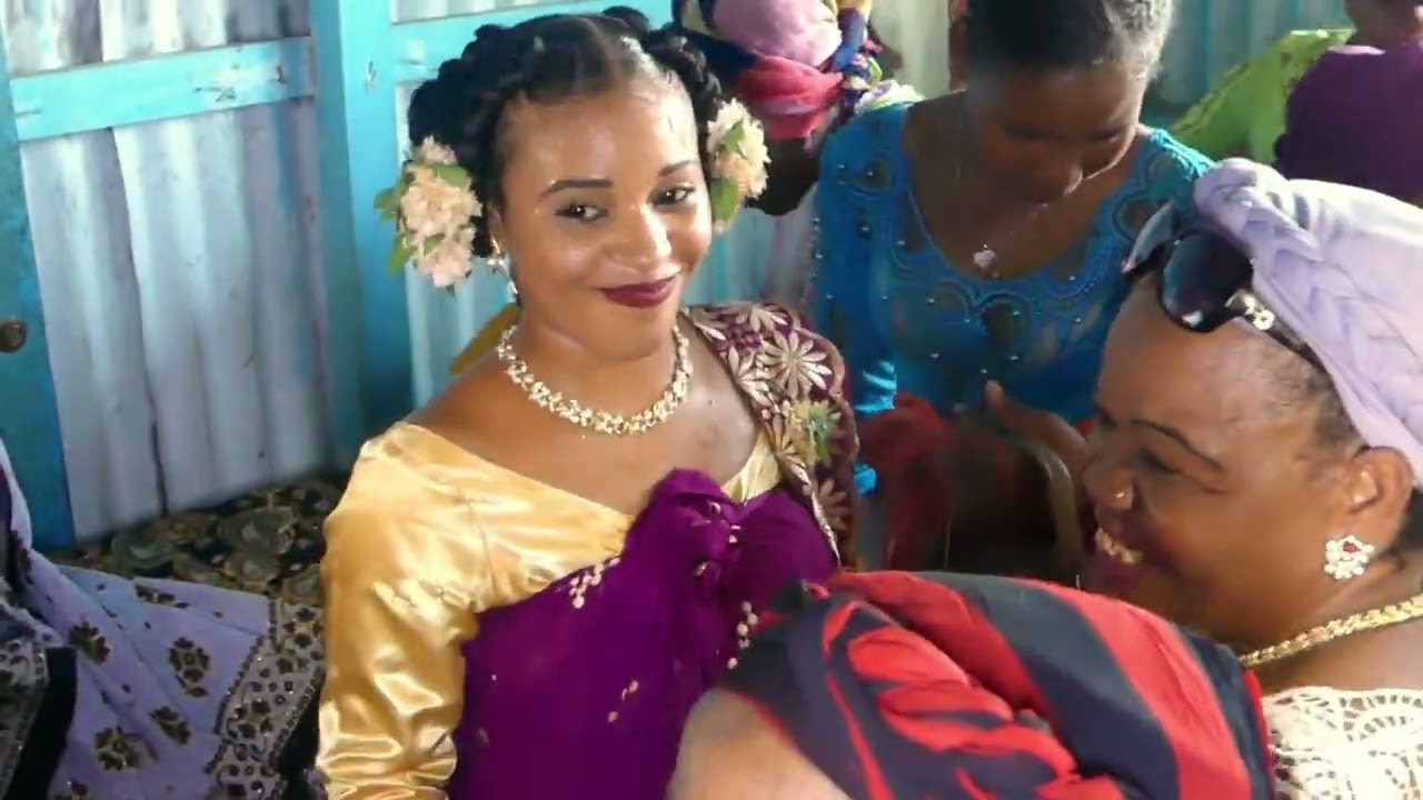Manzaraka de Mme Mounaya et Mr Damir Officiel 2694ille HD