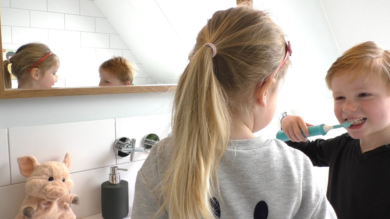 Tanden poetsen | uit Wakker met een wijsje | Tekst en inkijkexemplaar in beschrijving!