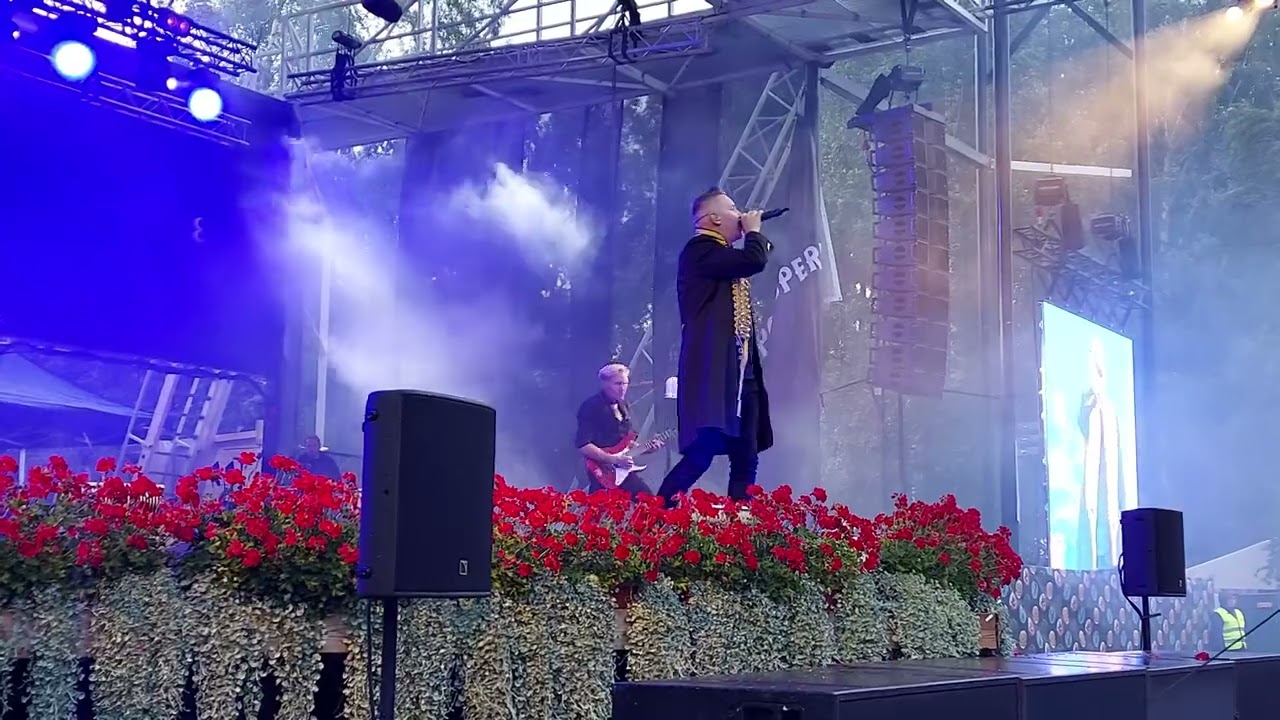 Poets of the Fall, Chasing Echoes