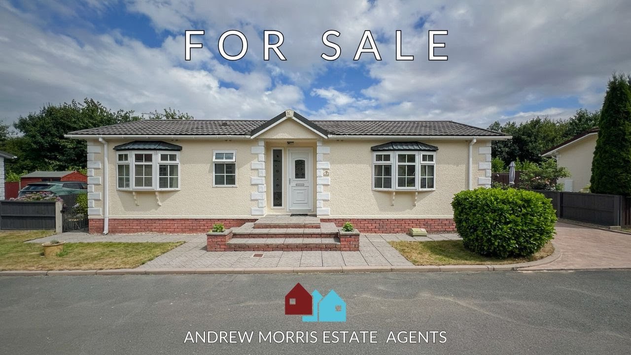 FOR SALE | A lovely 2 bed Park home . Located in a village 6 miles west of Leominster.