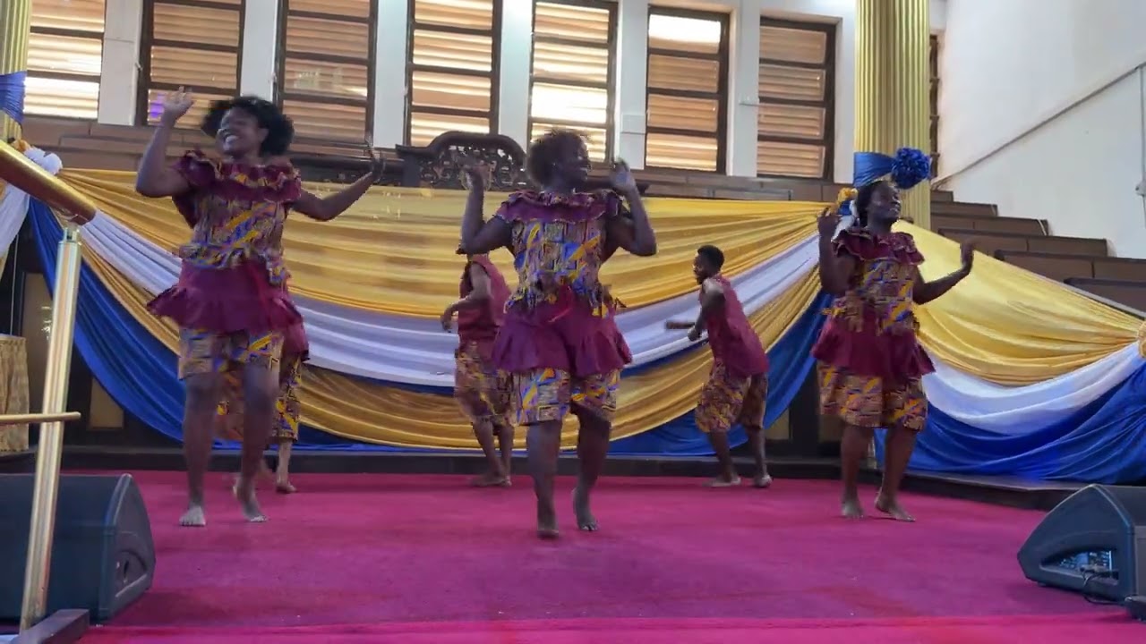 GHANA DANCE ENSEMBLE performing KPANLOGO