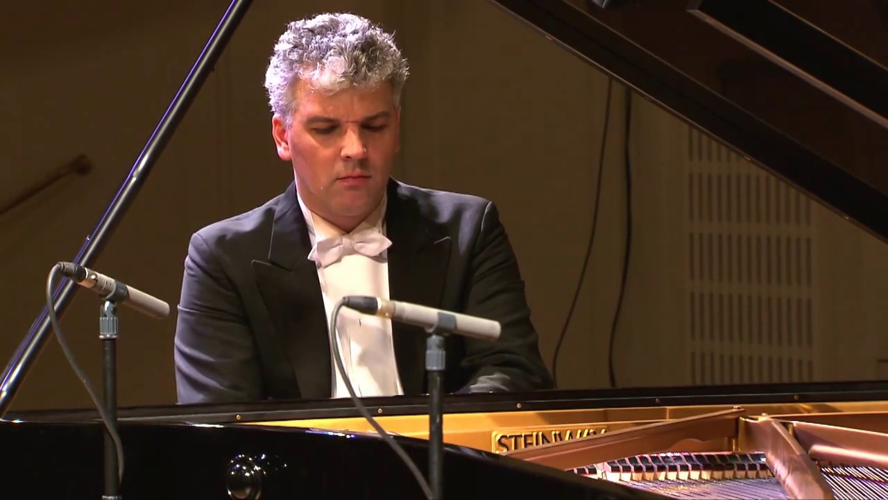 Stravinsky Petrouchka played by Matthias Fletzberger