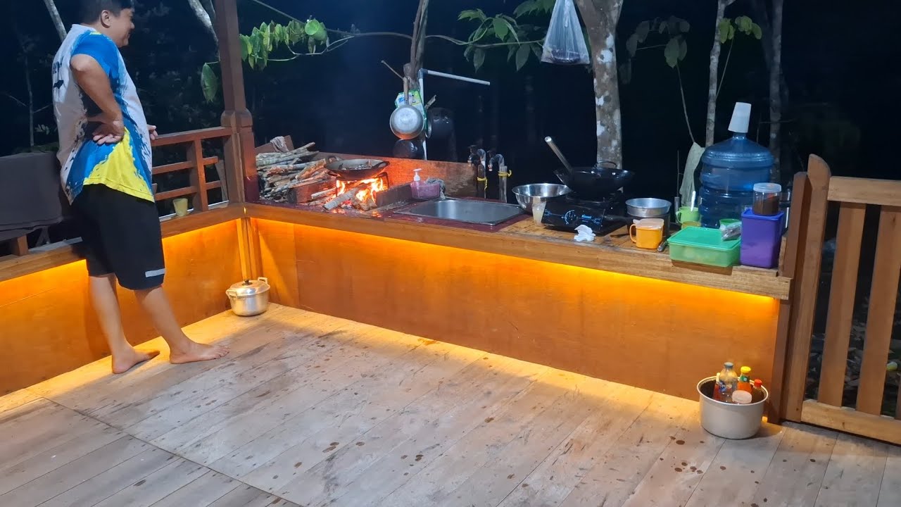 MASAK DI PONDOK TENGAH MALAM