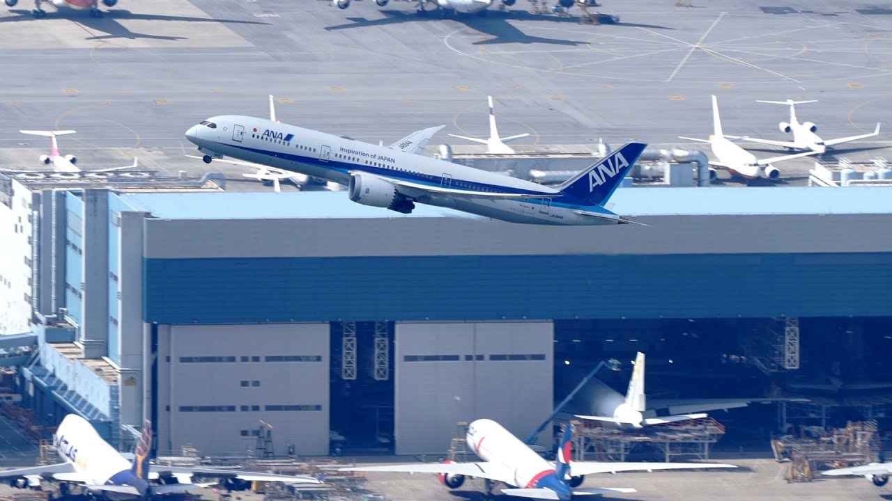 Best plane spotting location in the world Hong Kong Airport 2019 Non-Stop Action