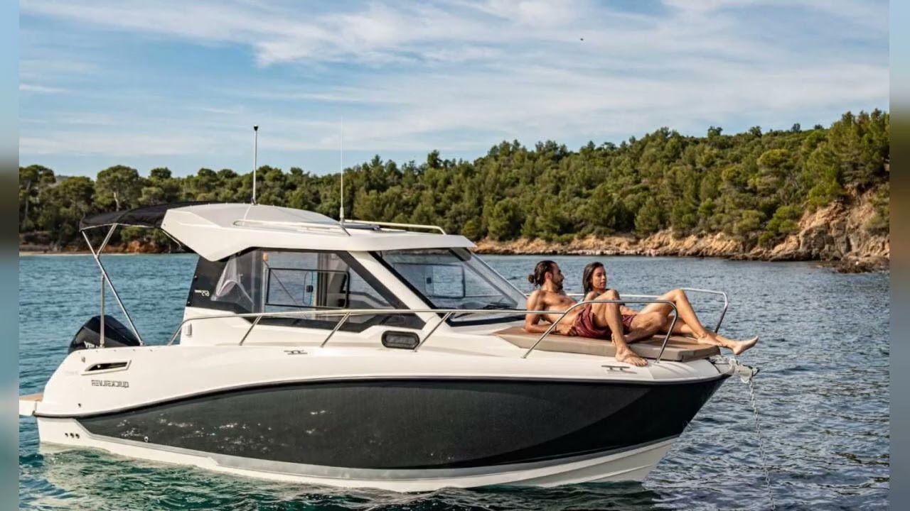 Review: About Quicksilver 675 Weekend