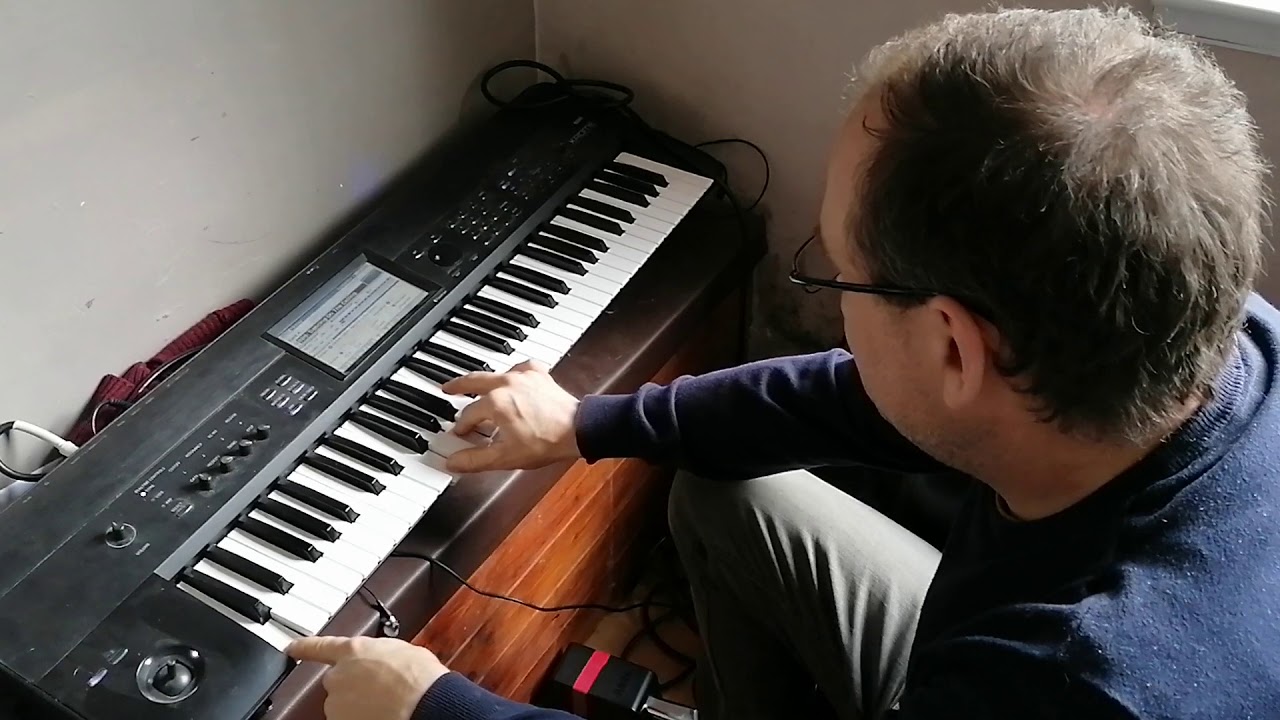 Dancing on the Ceiling...keyboard players. How to sync your arpeggios with a live drummer at gigs.