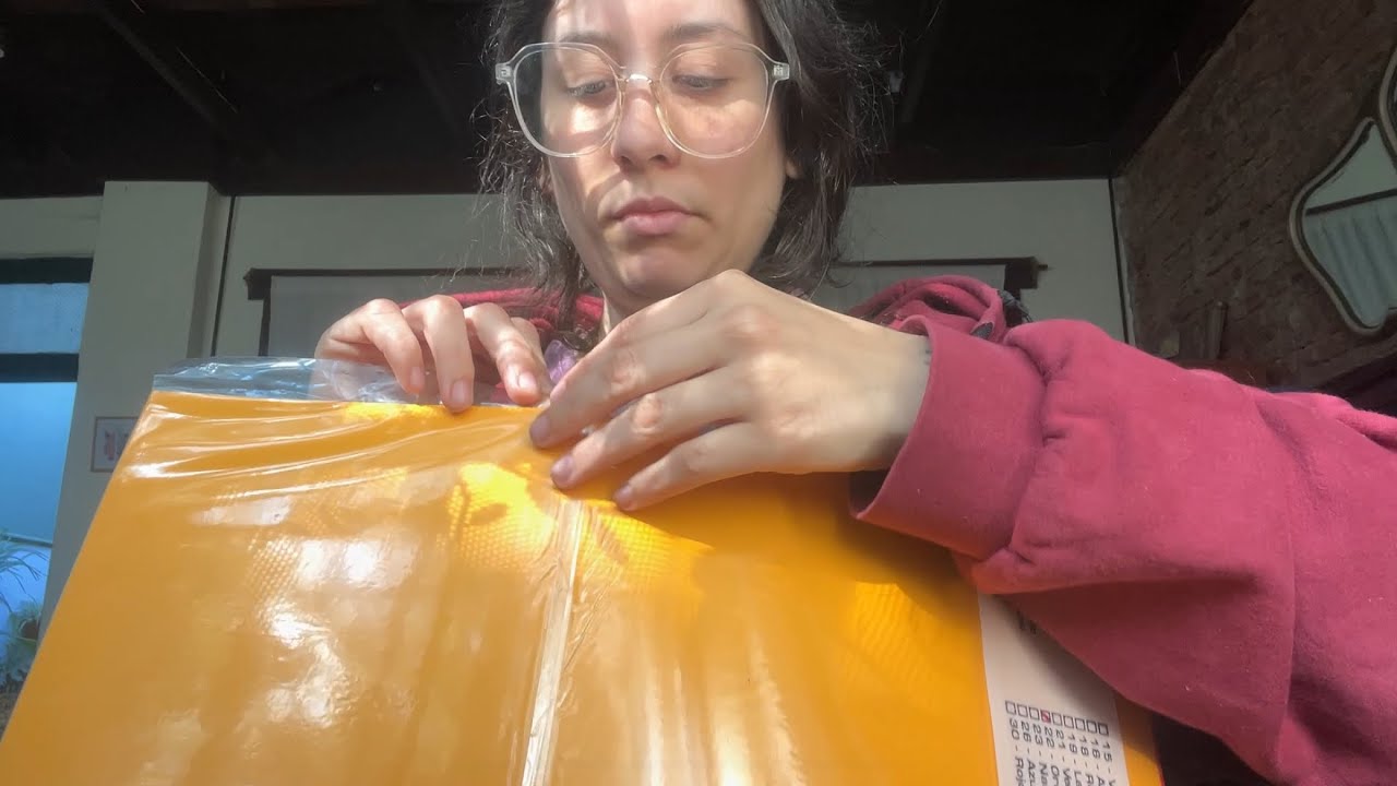 ASMR Mostrando papeles de colores 💜💙💚💛🧡