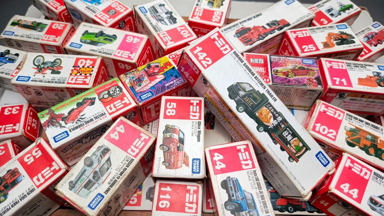 トミカミニカーが箱に盛り沢山!収納するよ。トミカのベストコレクションを動画でまとめました! -