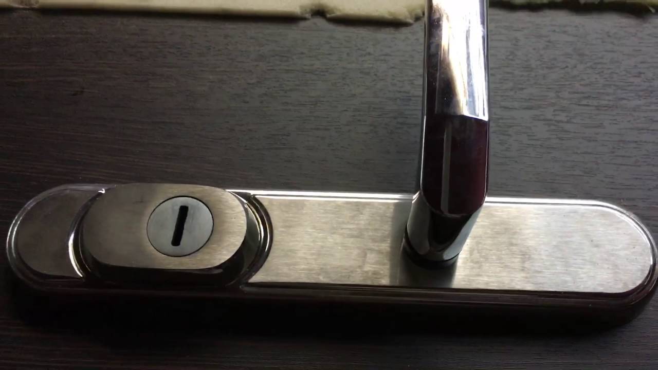 Ручка Rostex, защитная фурнитура, дверь МДФ