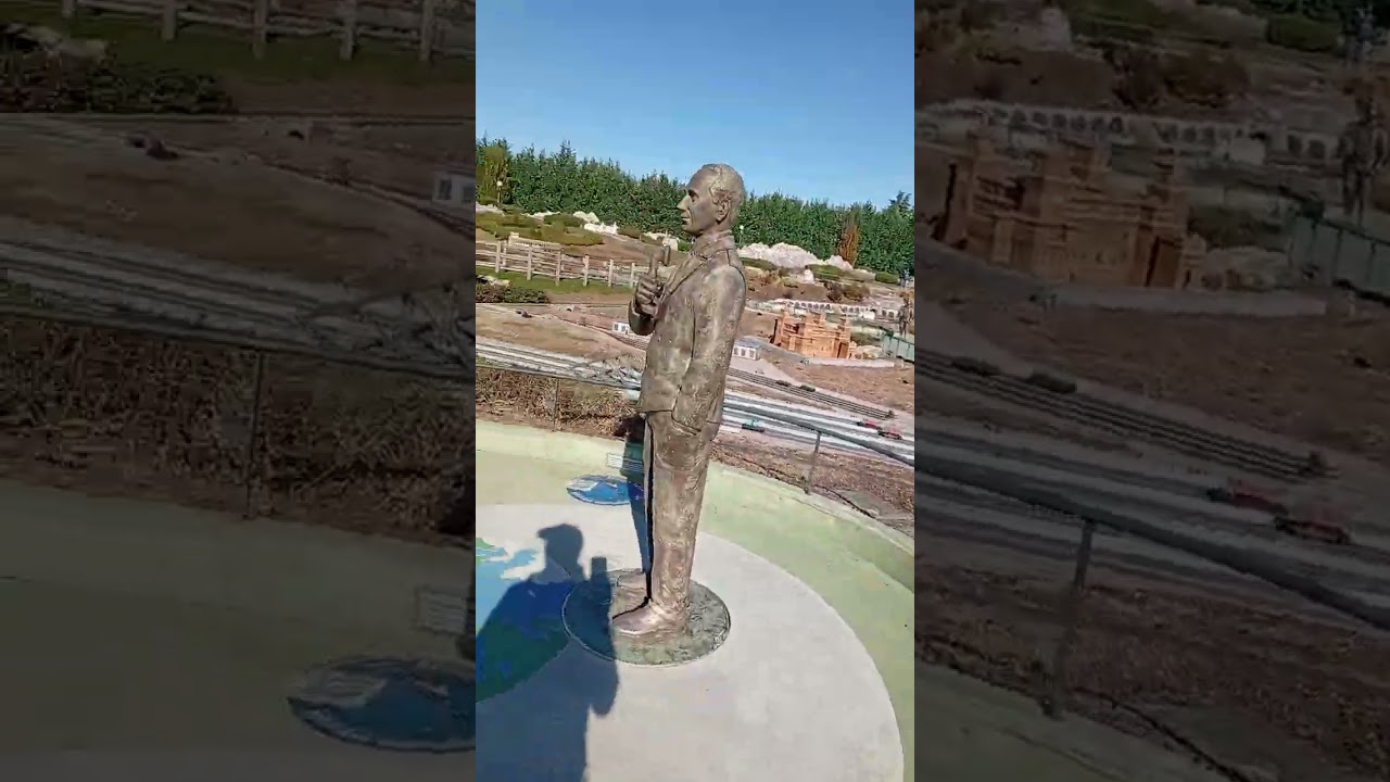 Tour di Minitalia a Leolandia 