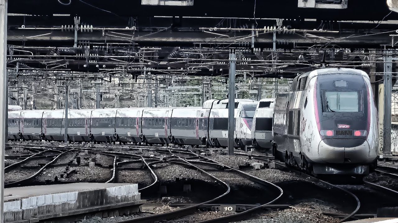 Trains at Paris Gare Du Nord Station (4K) 20-05-25
