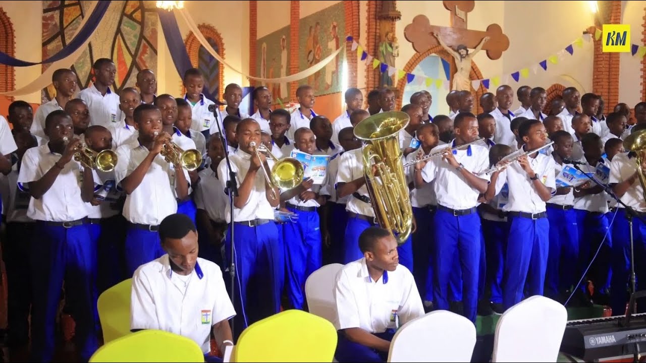 Abaseminari bato ba Diyosezi ya Kabgayi binjiye na Fanfare yabo mu gitaramo cya Jubilate Concert