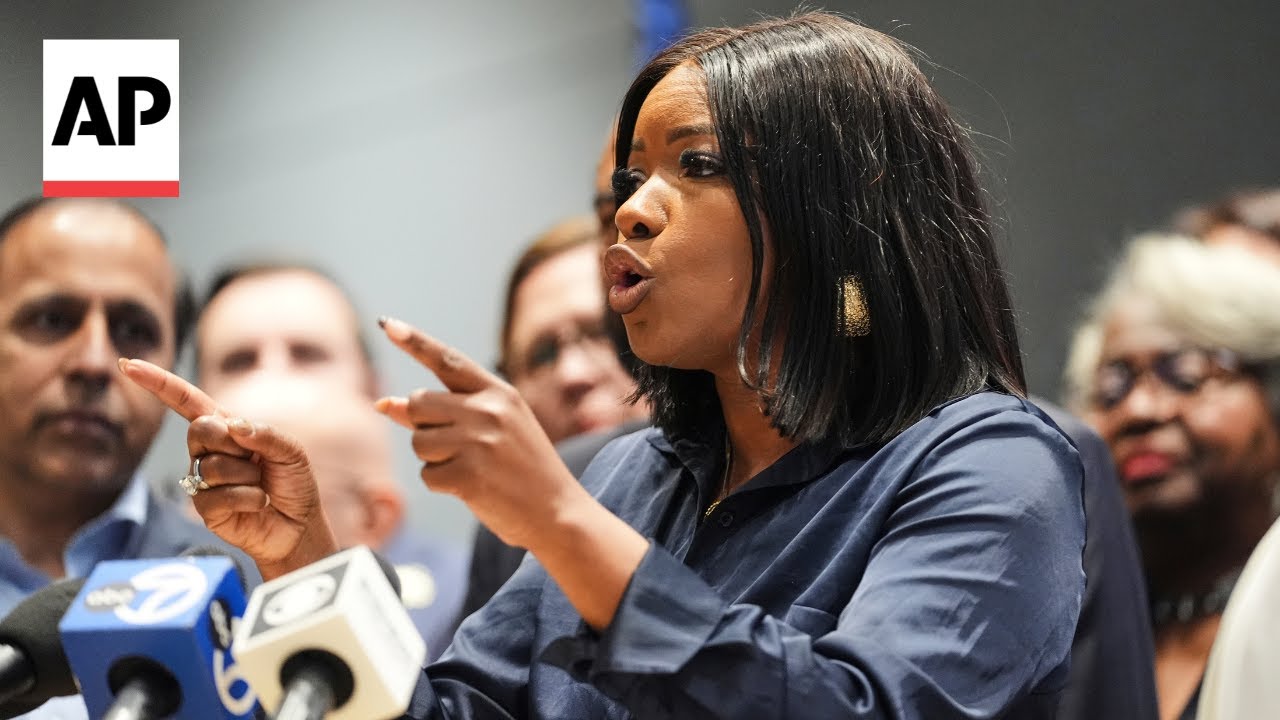 Abbott orders state troopers to arrest Texas Democrats who left the state