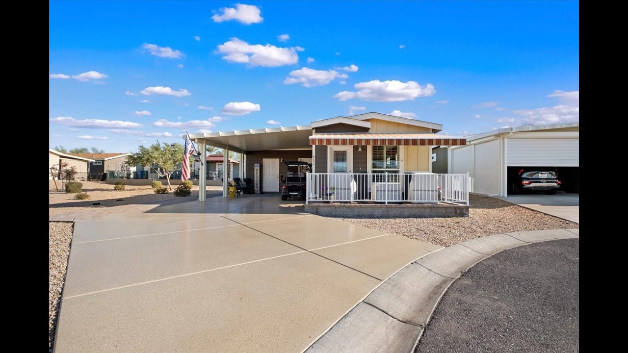 Sold but we have more! Luxury Living: Mesa's Monte Vista Village Retreat