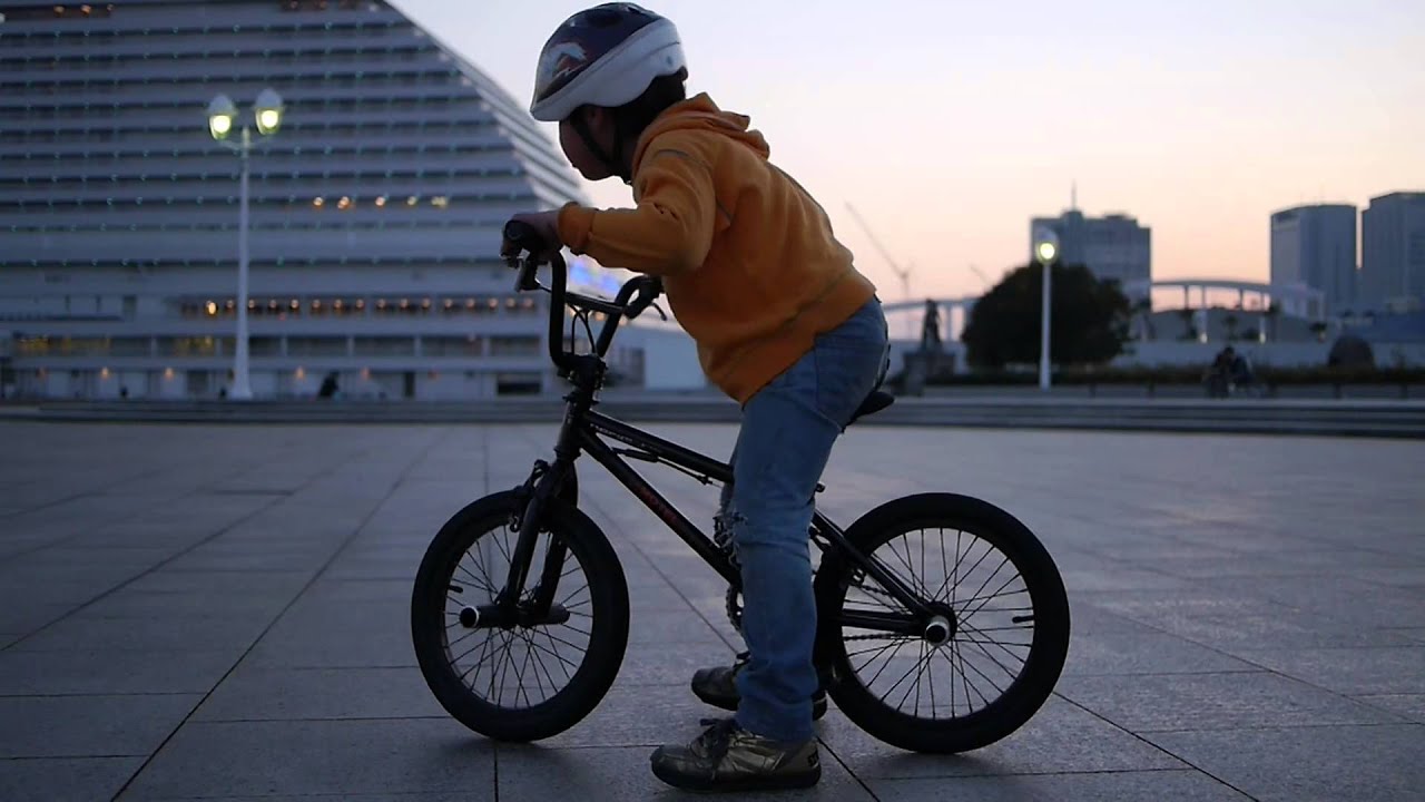 SUPER FLATLAND KIDS "MINATO"