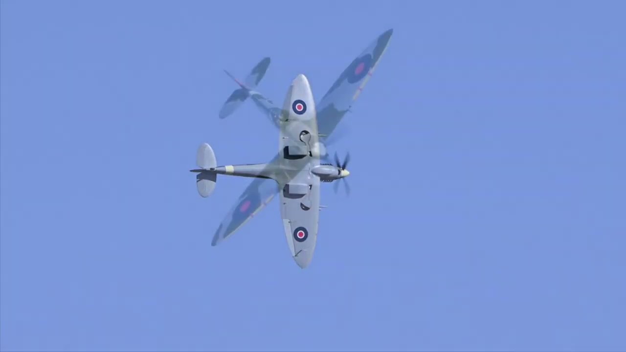 Kolm IL-155 in CARF Spitfire Maiden