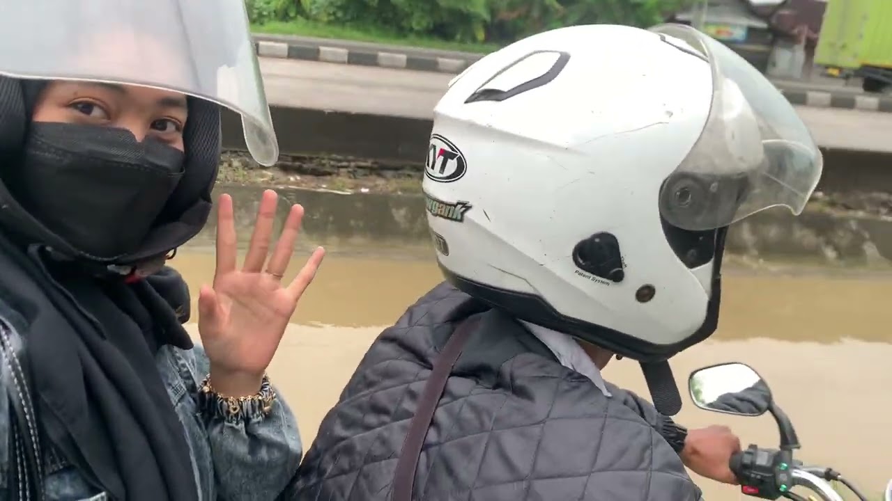 weekend touring ke PIK with boyfriend💗🏍️