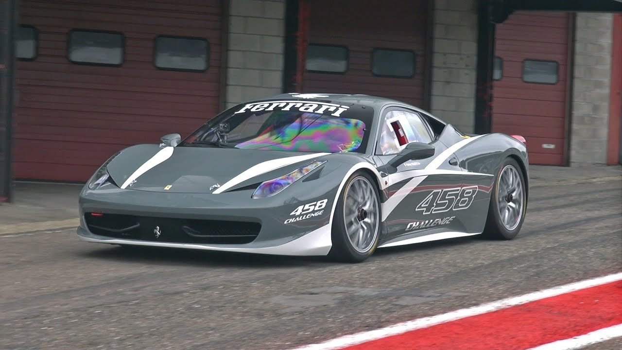 Ferrari 458 Challenge - Amazing fly by's on the track!