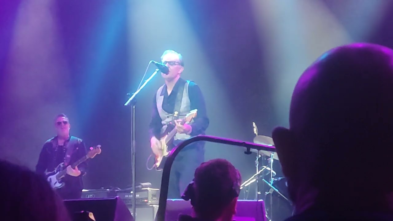 JOE BONAMASSA -I fall apart- (Rory Gallagher cover) 