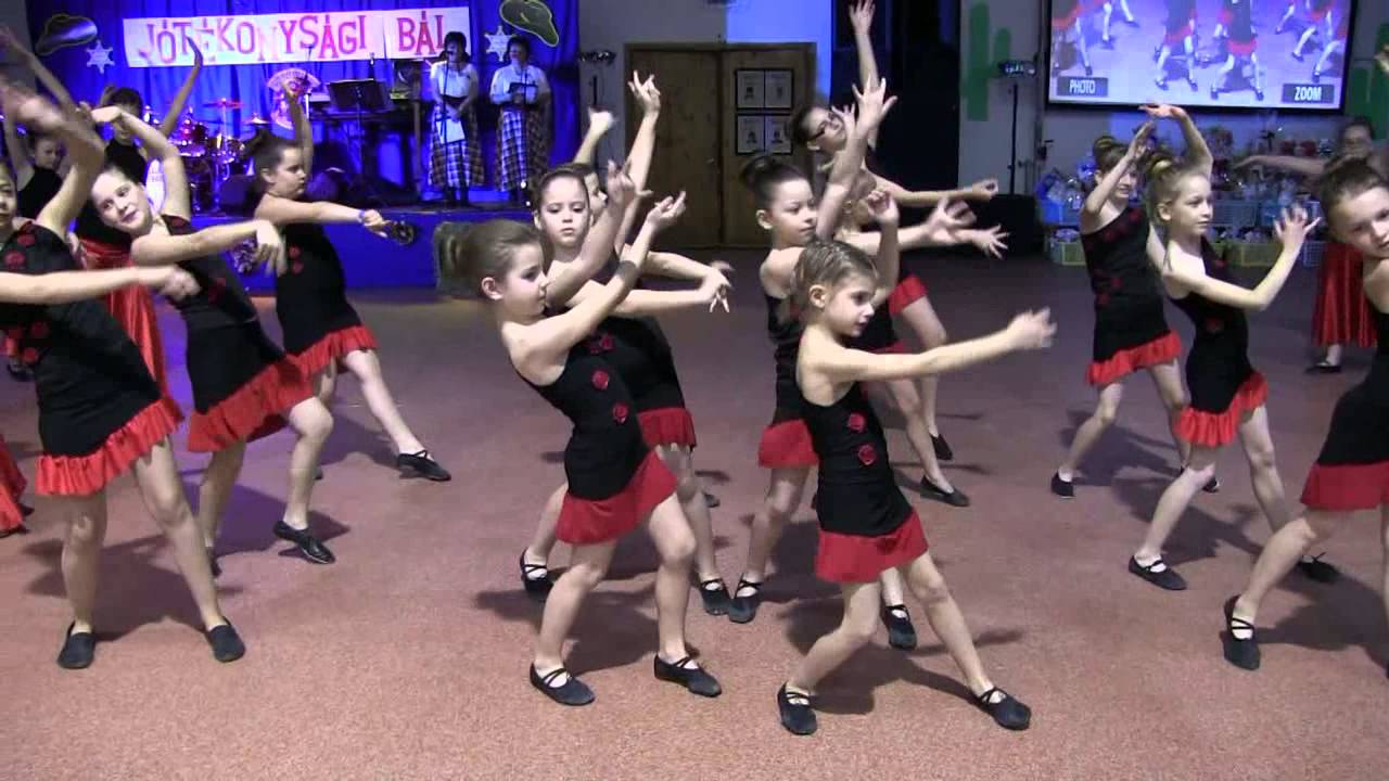 Bál 2015 Téglás - 03 műsor - Lesz Dance - Spanyol tánc
