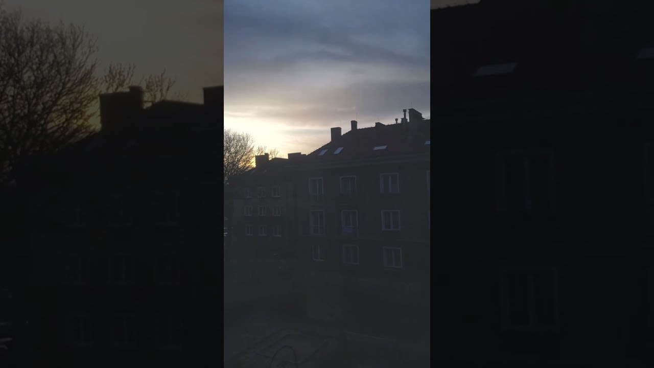 Urban Transition: Sunset sky over buildings - x10 timelapse, 3 hours into 13 minutes