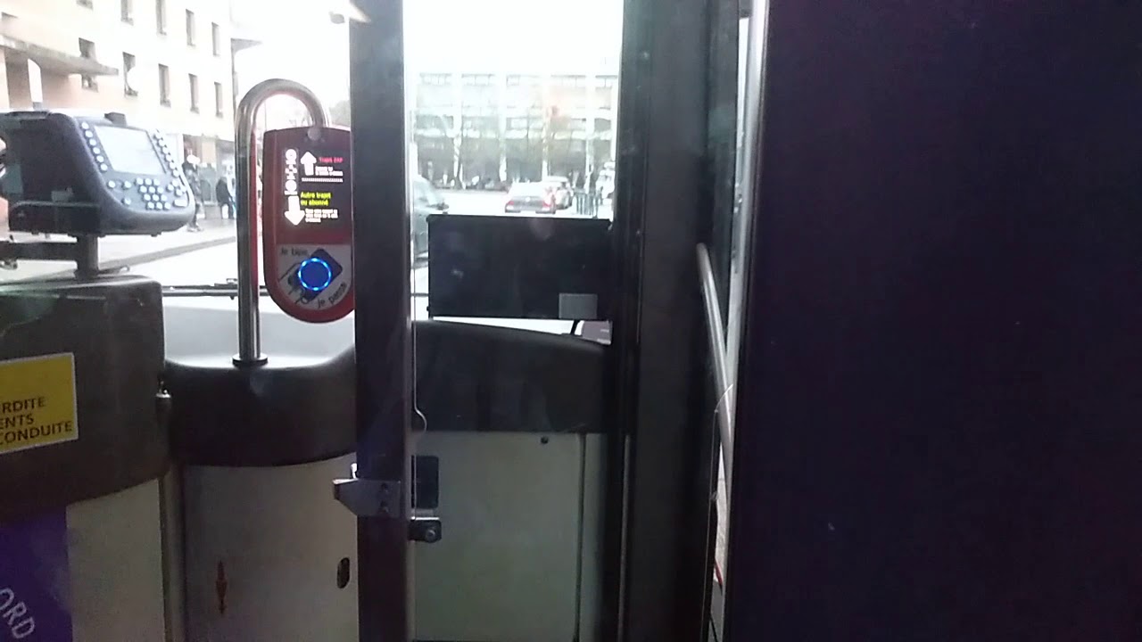 Bus liane 4 a Roubaix en direction de Halluin