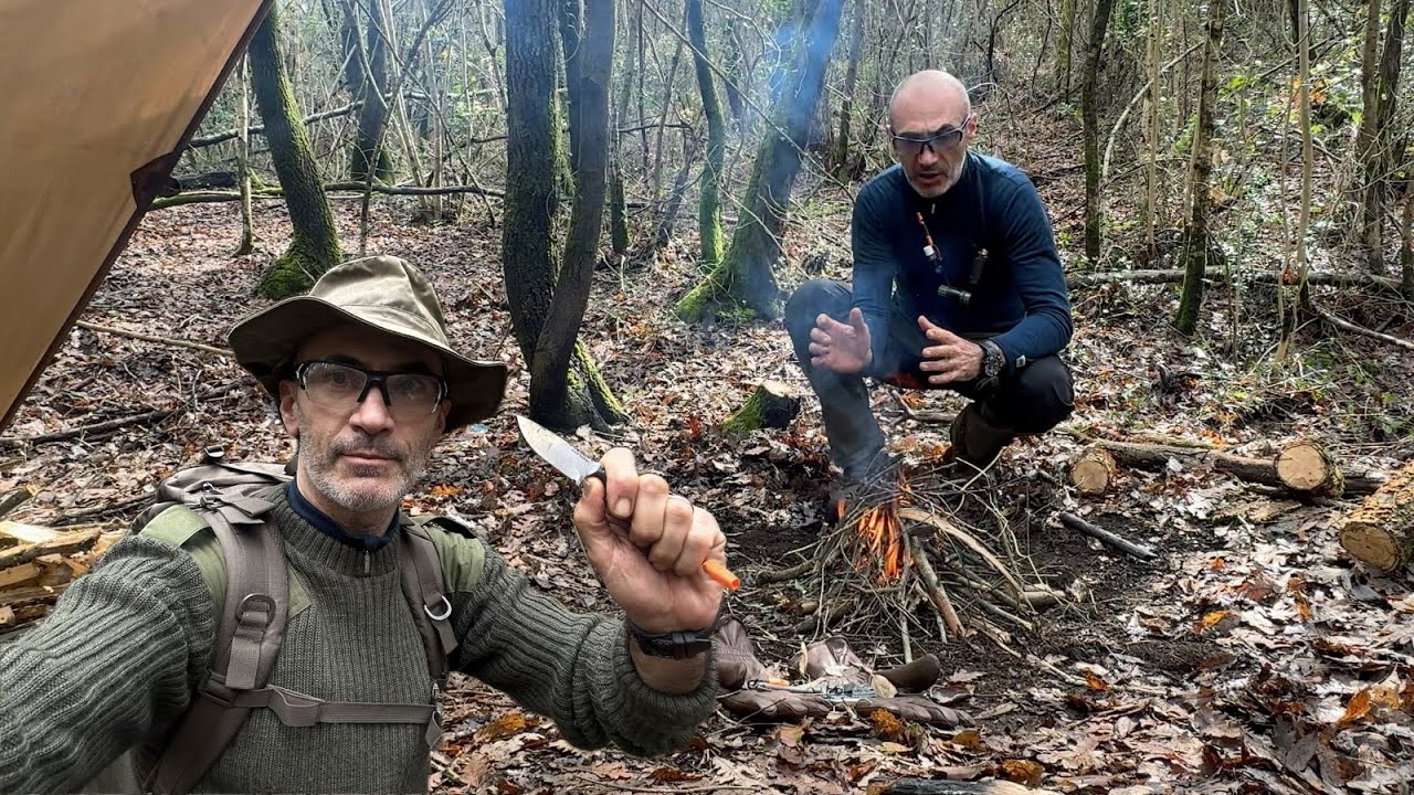 Accendere il fuoco 🔥 nel bosco bagnato 🌧️ senza segaccio🪚, coltellone 🔪 e accetta 🪓