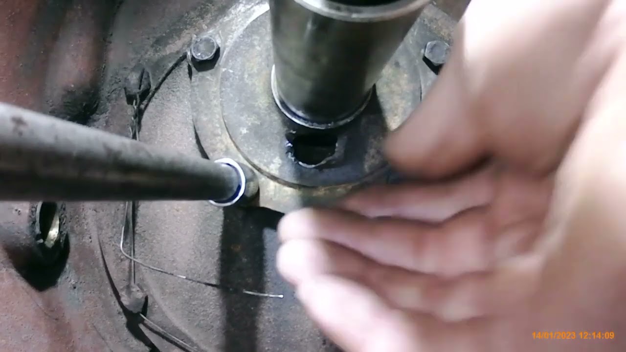 Dextan kytkimen kasaus.Dexta clutch repair