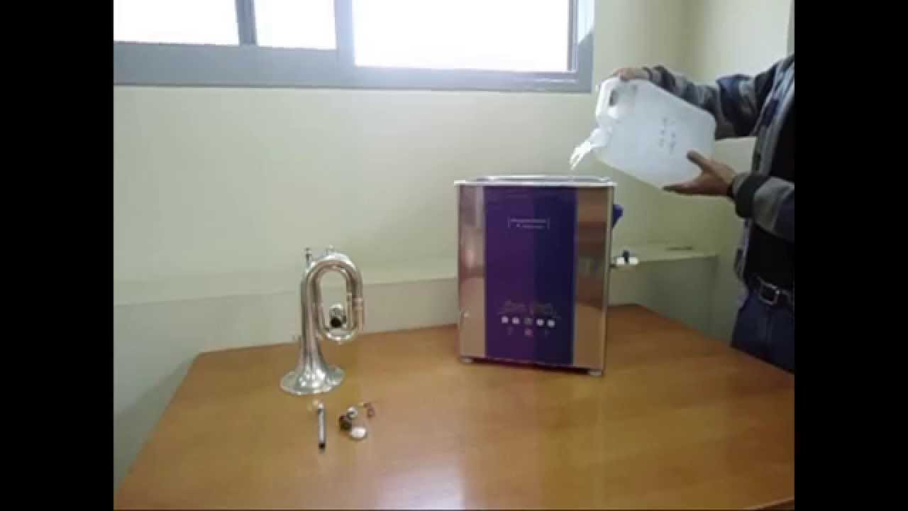 Limpieza de instrumentos musicales mediante lavadora ultrasonido