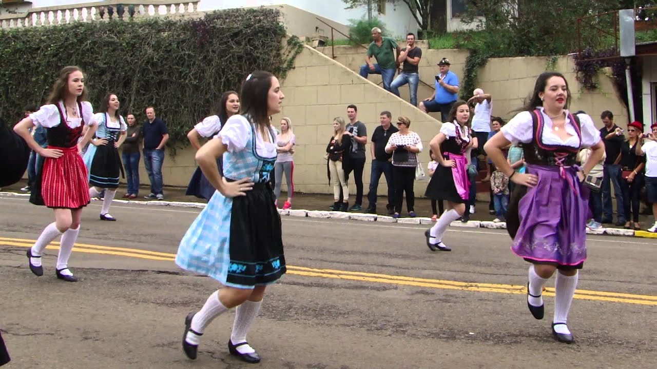 TIROLERFEST 2015 TREZE TÍLIAS SC DESFILE  TEMA DE ABERTURA