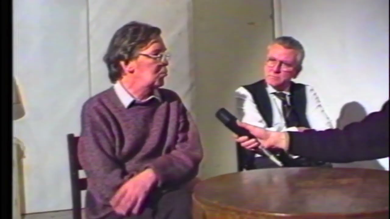 Stichting Toneelgezelschap Landsmeer (STL) speelt stuk bewerkt door Ernst van Altena in 1992