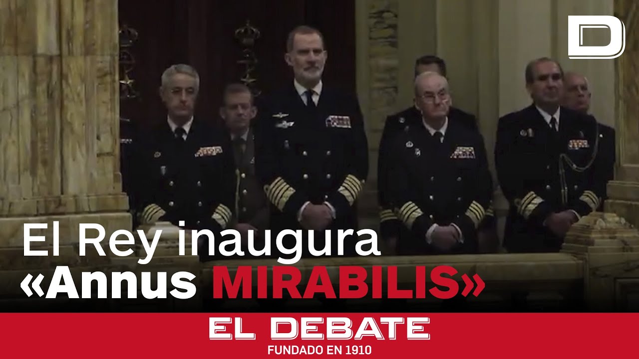 El Rey inaugura la exposición «Annus Mirabilis» en el Museo Naval