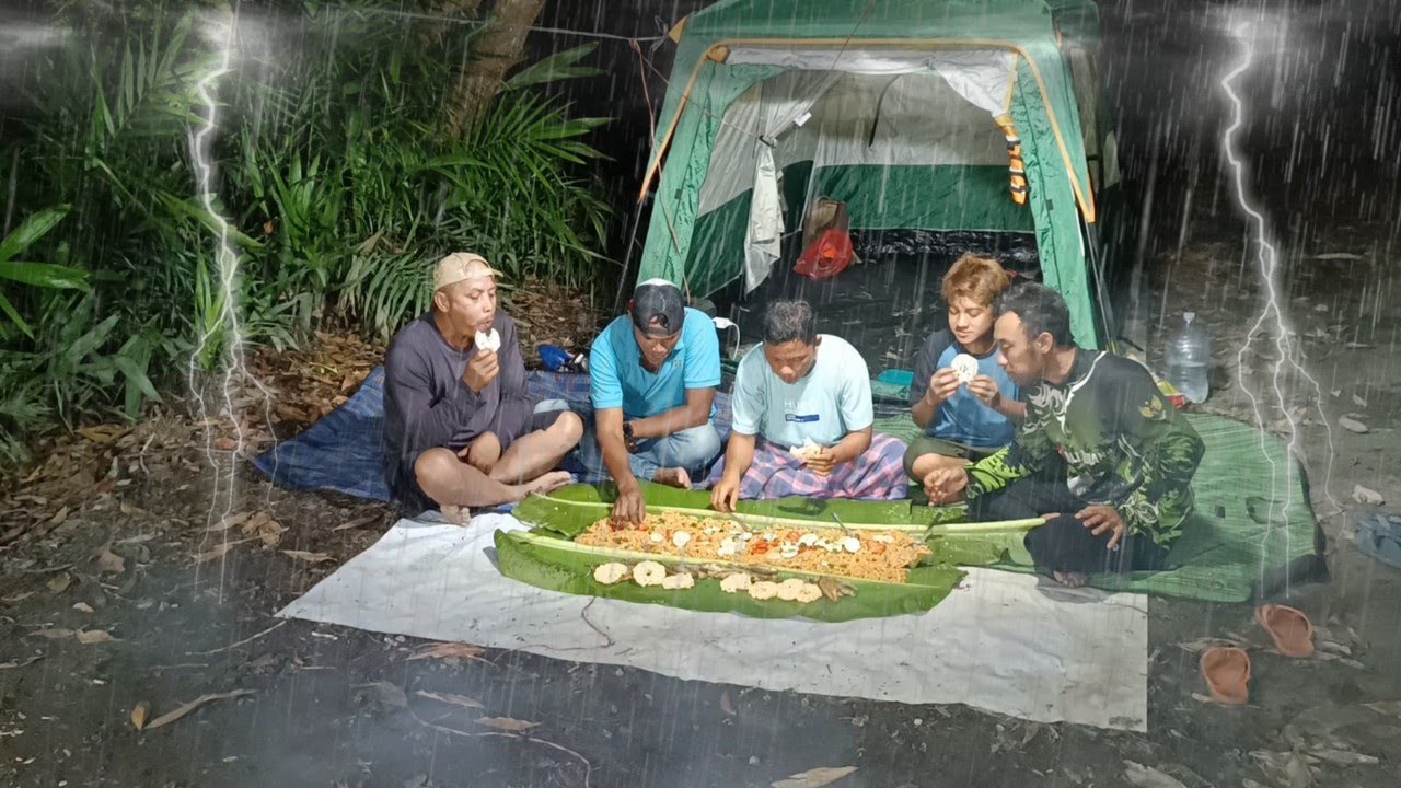 Camping & fishing-camping rame rame di guyur hujan deras semalaman menjadi tidur sangat nyenyak-ASMR