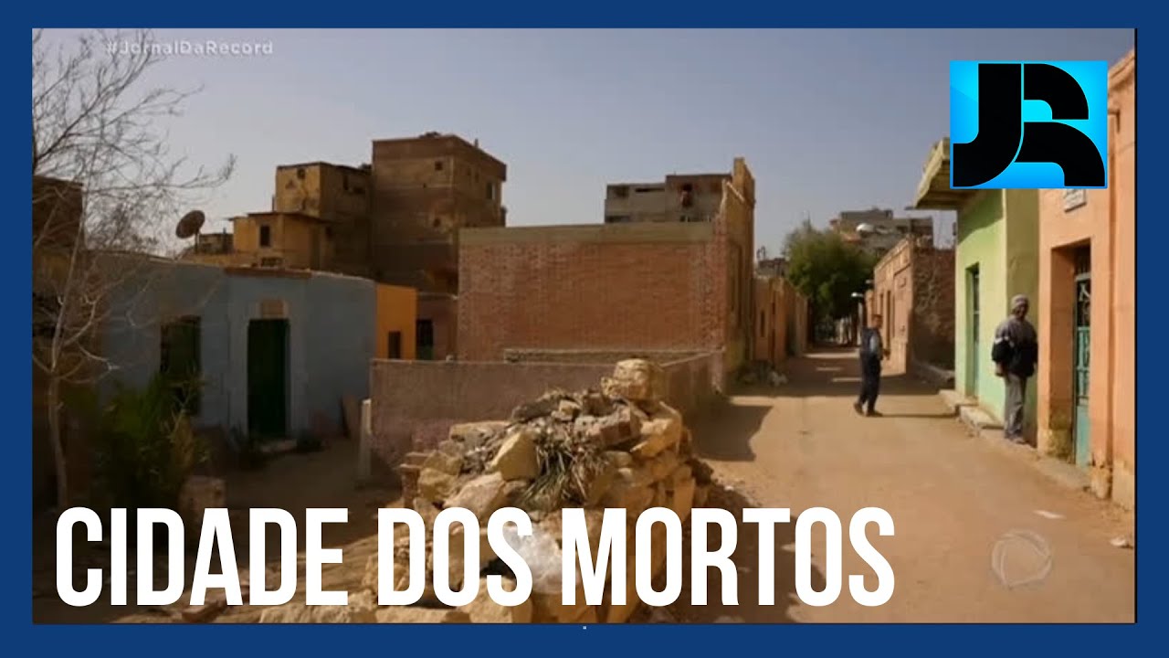 Conhe&ccedil;a a &ldquo;Cidade dos Mortos&rdquo;, local que abriga a popula&ccedil;&atilde;o mais pobre da capital do Egito