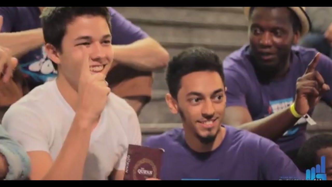 Reading Qur'an ALOUD In Brazilian Streets || #Da'wahMenInBrazil [DAY 3]