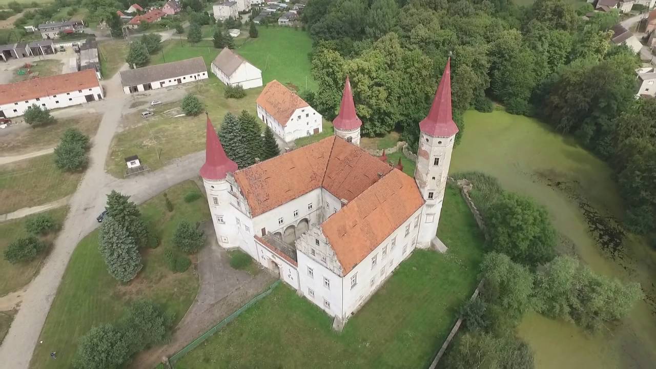 Pałac-Zamek Stoszowice Palace Stoszowice drone footage