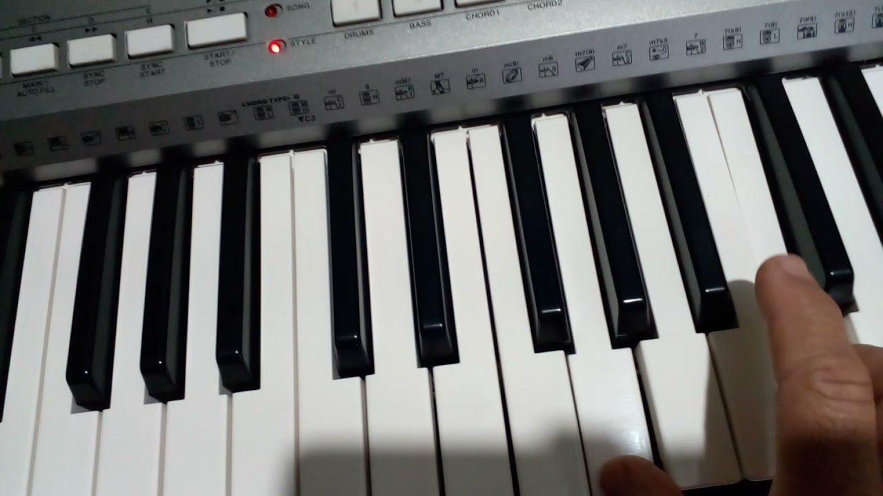 Aumentar ou abaixar o volume do teclado Yamaha