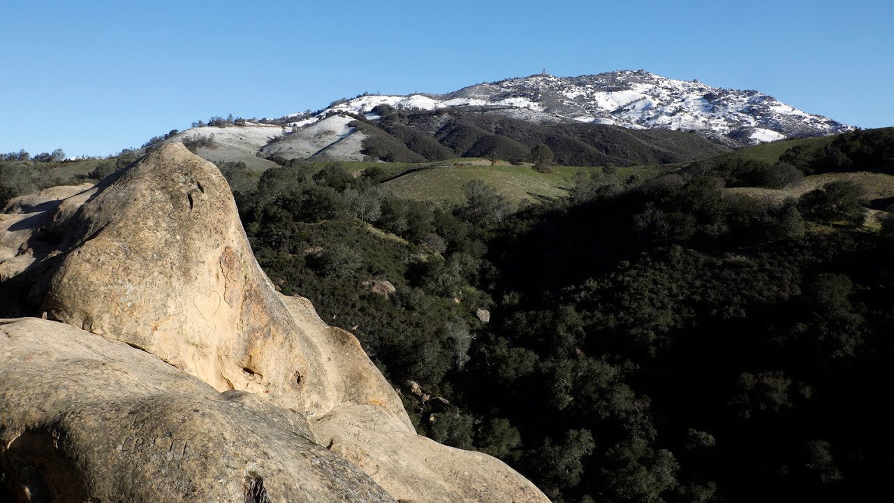 Snow falls on Mount Diablo ahead of 'largest storm of year' in Northern California