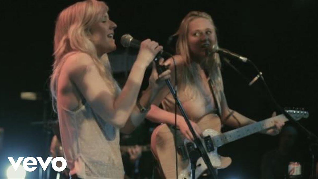 Lissie - Everywhere I Go (Live at Brighton Great Escape 2010) ft. Ellie Goulding
