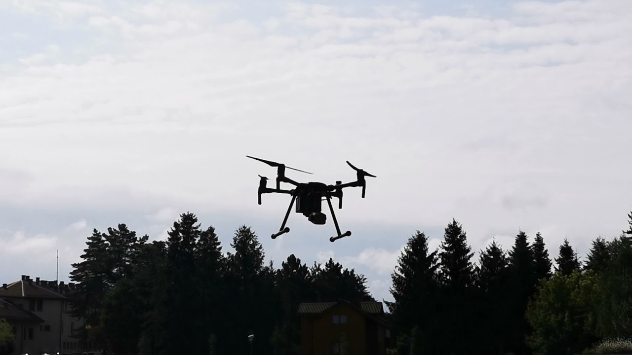 Policyjny dron w Krośnie