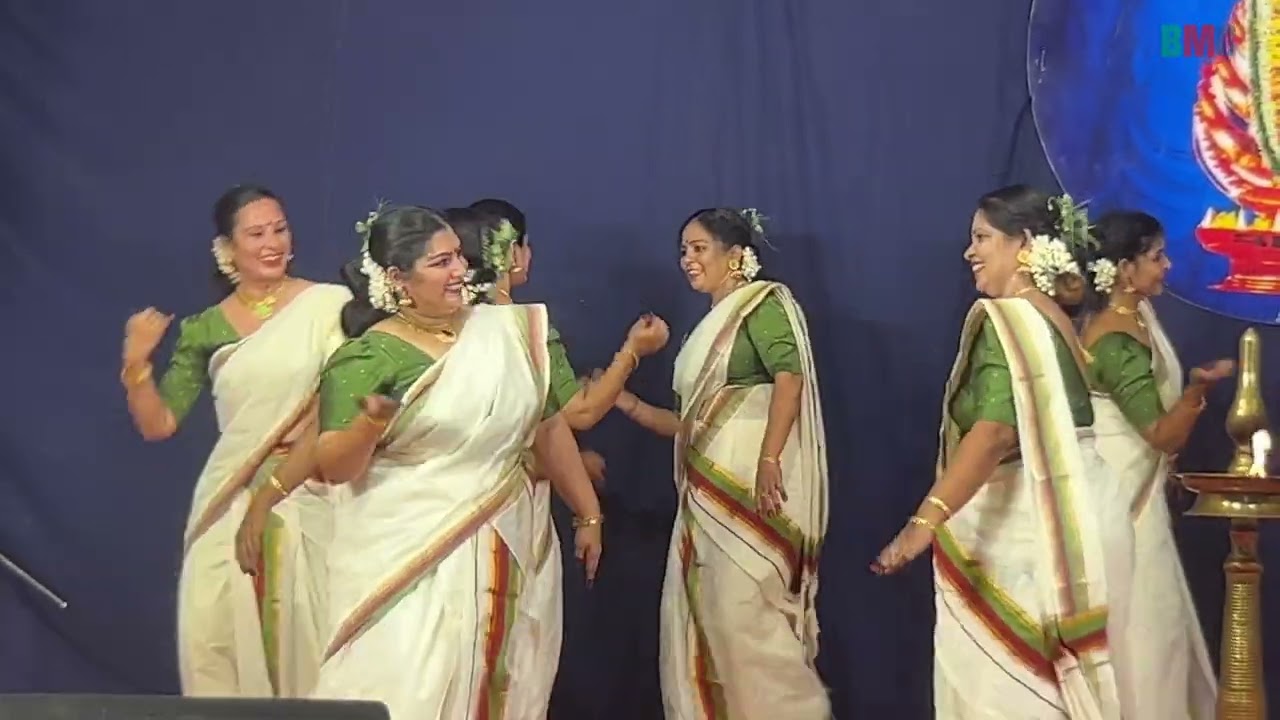 'എരുക്കുംകൂവളത്തില..ഇതൾമാലധരിച്ചുകൊണ്ടിരിക്കും ശങ്കരാ..';നടരാജ് കലാമന്ദിർ@വടക്കുംനാഥൻ ആതിരോത്സവം.