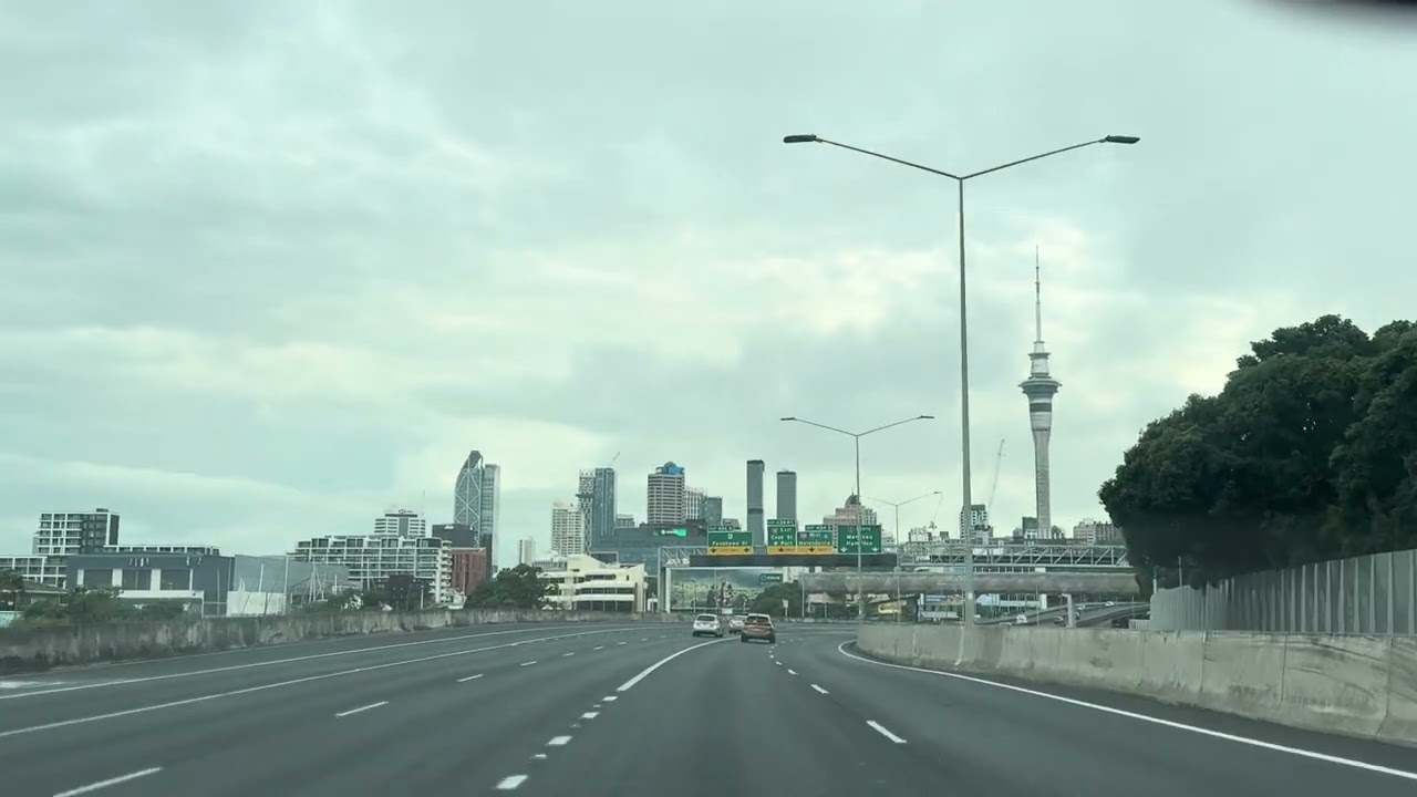 A relaxing motorway drive | Auckland NZ