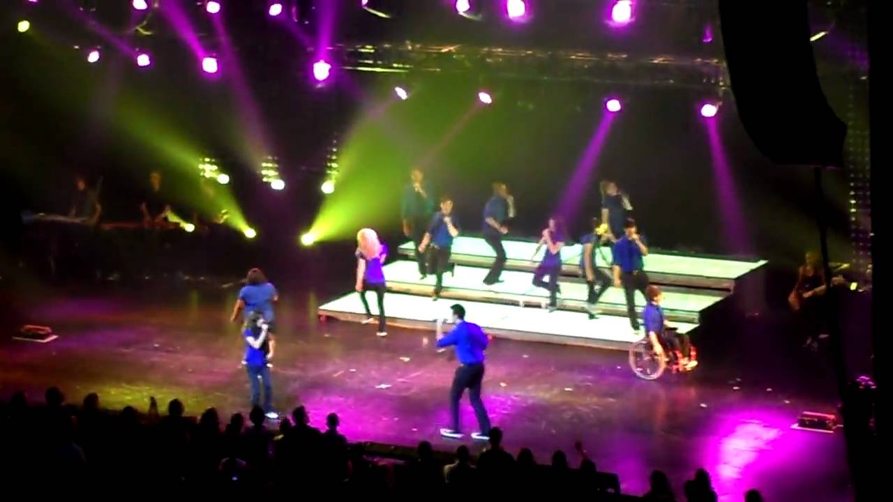 Glee in concert: Somebody to Love