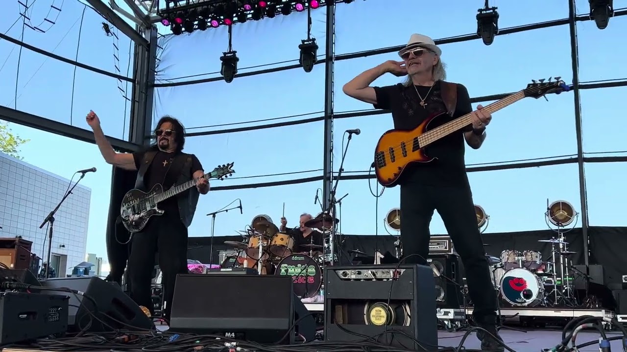 Vanilla Fudge ‘You Keep Me Hangin’ On’ (Holland-Dozier-Holland) at Milwaukee’s Summerfest - 6.24.23