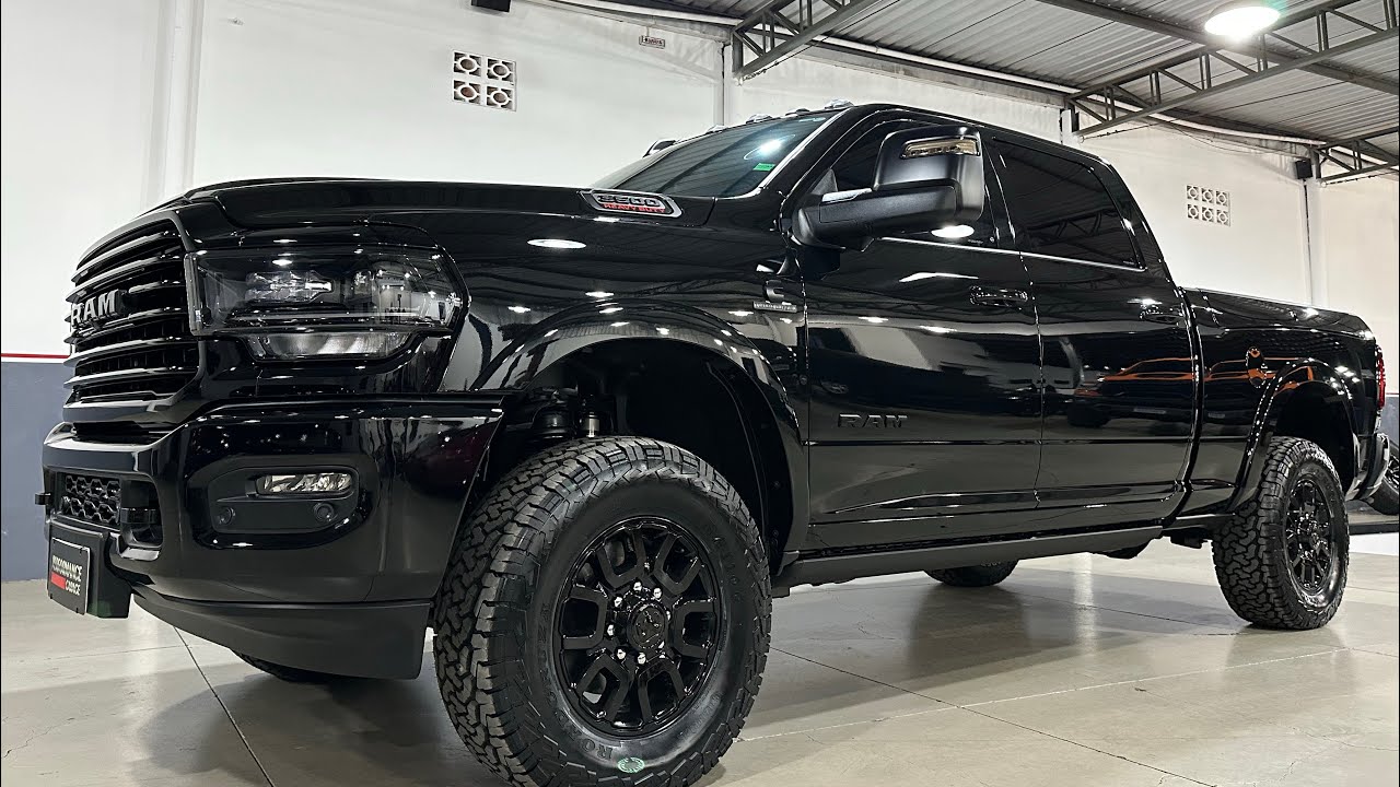 RAM 3500 LH 2023. Modificações de Conforto. Personalização Black. Exclusivo PerformanceGarageCG