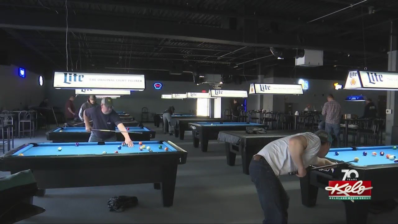 Playing pool at 'Rack City': A new pool hall in Sioux Falls